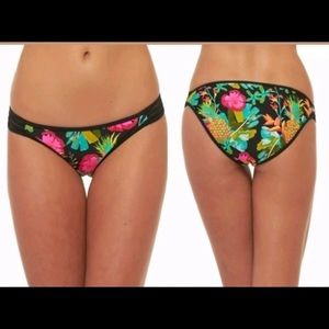 Body Glove Flirty Surf 🏄‍♀️ Rider bikini bottom-new with tags -Size XS